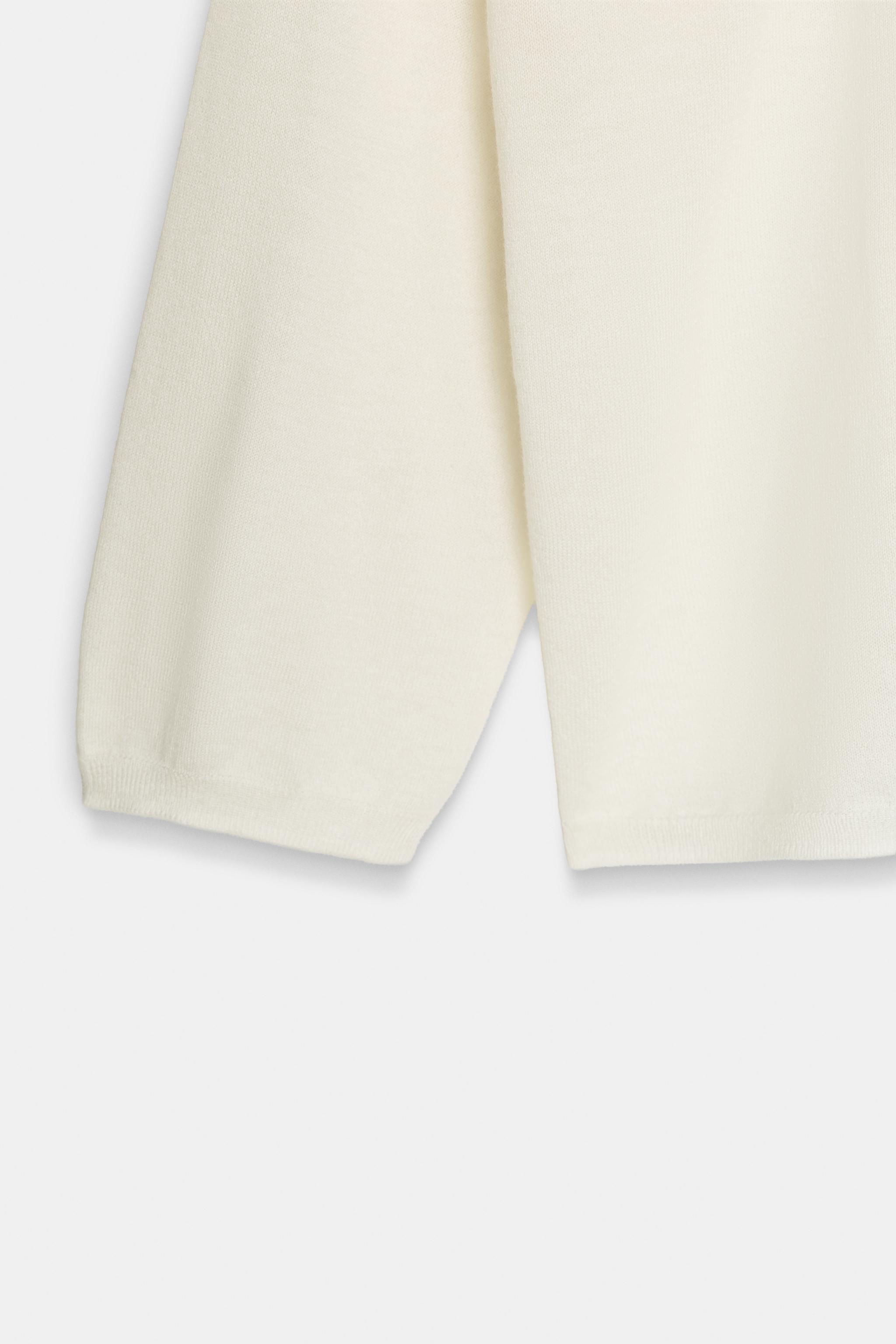 PULL EN MAILLE FINE COL V